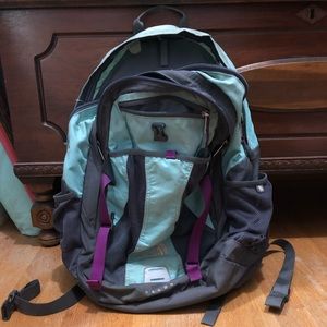 north face recon backpack